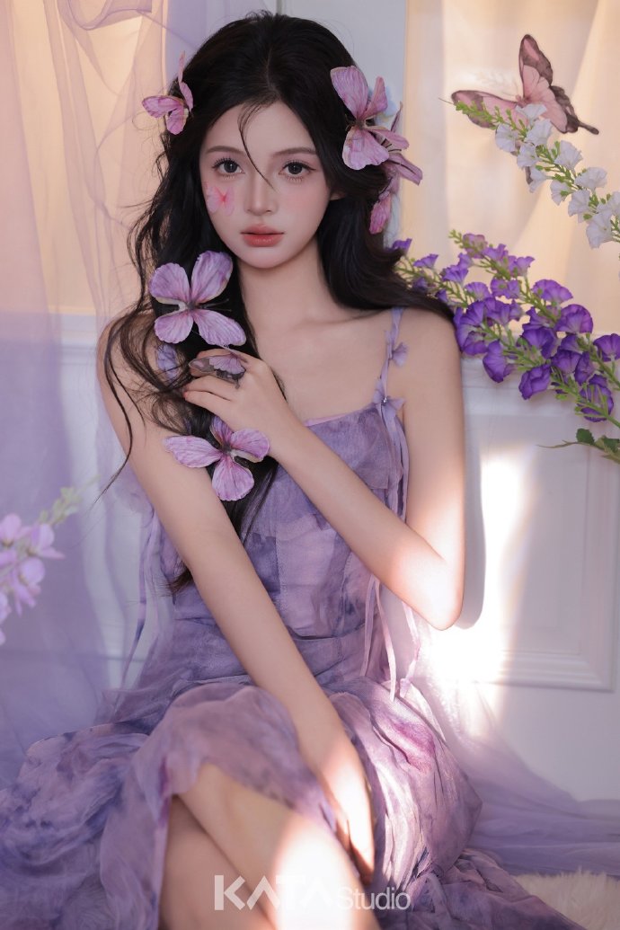 奇怪的她